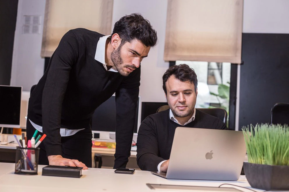 Cómo los programas de beneficios están potenciando la relación de empresas con colaboradores