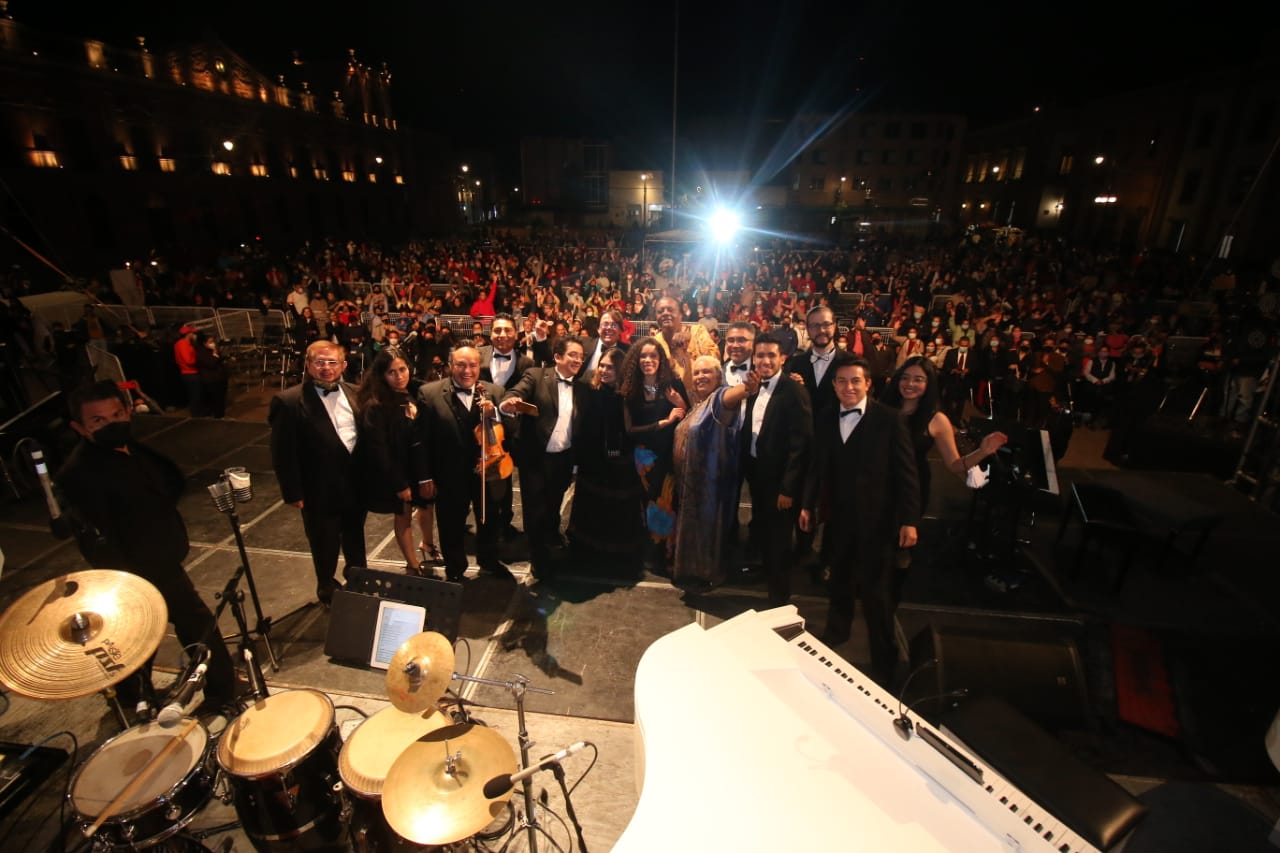 Plaza de Los Fundadores se volcó en celebraciones por el 429 aniversario de San Luis Potosí - San Luis Potosí