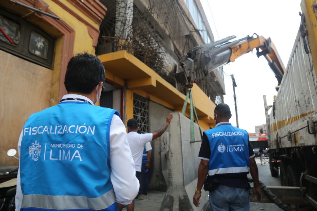 MML clausura almacenes clandestinos en Barrios Altos