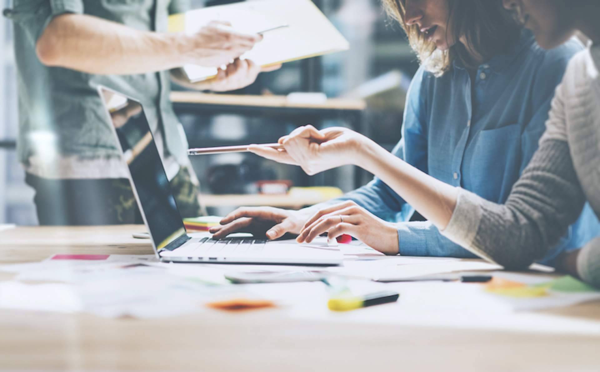 Müller y Perez Marketing y Perfomance explora las diferencias entre el expertise técnico y de negocio en marketing digital