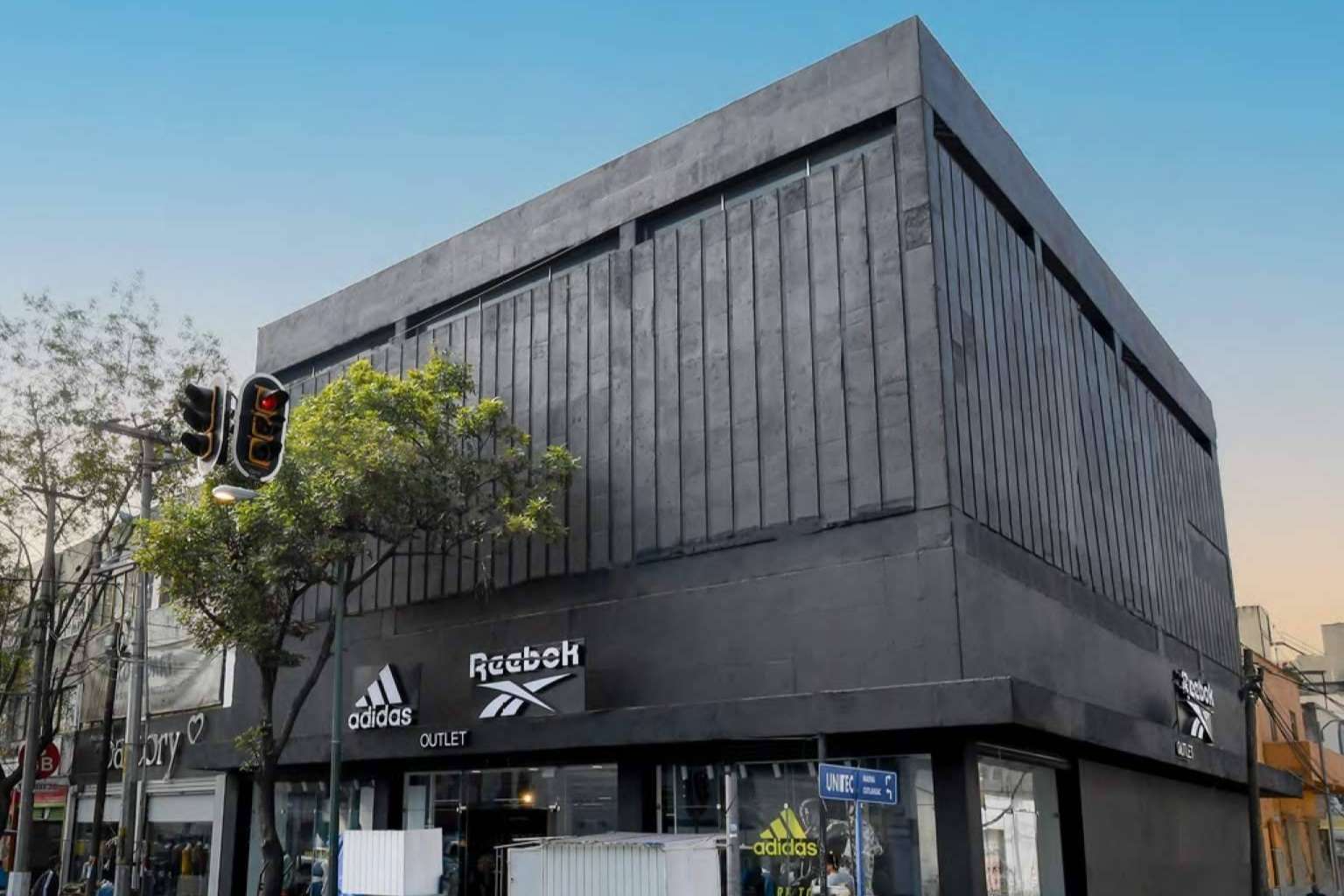 En venta las bodegas comerciales de EXS Inmobiliaria