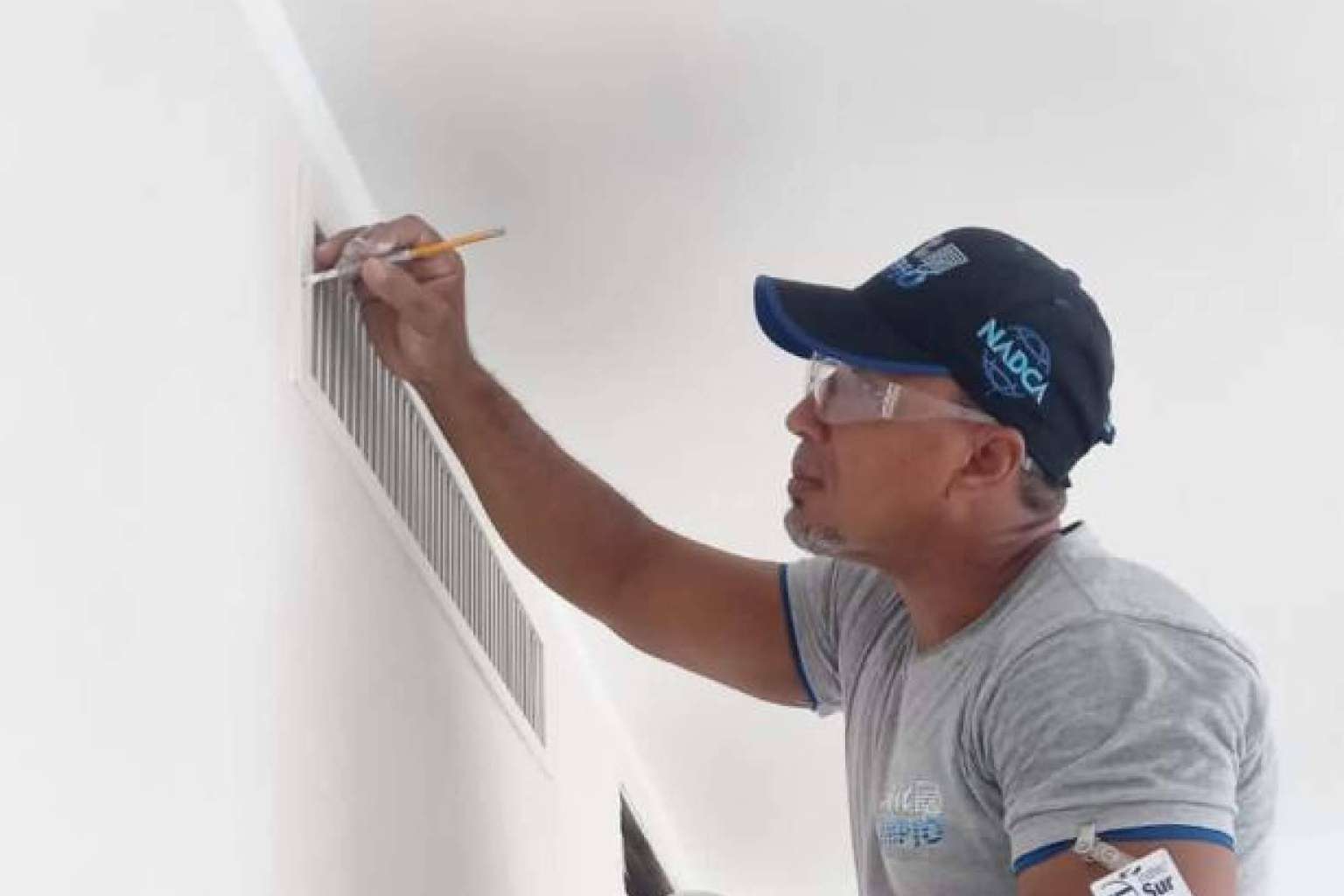 Dif​erentes alternativas de desinfección y mejora de calidad de aire con Ducto Limpio