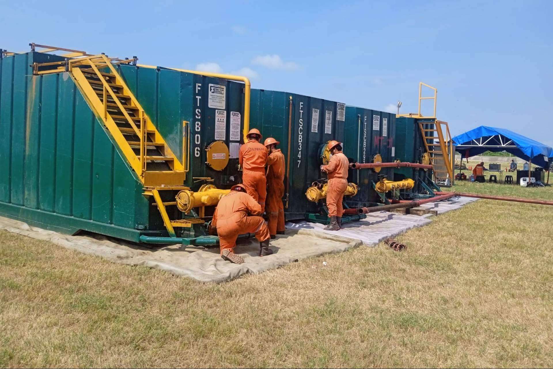 Oiltech, la compañía especializada en la limpieza industrial de tanques de almacenamiento