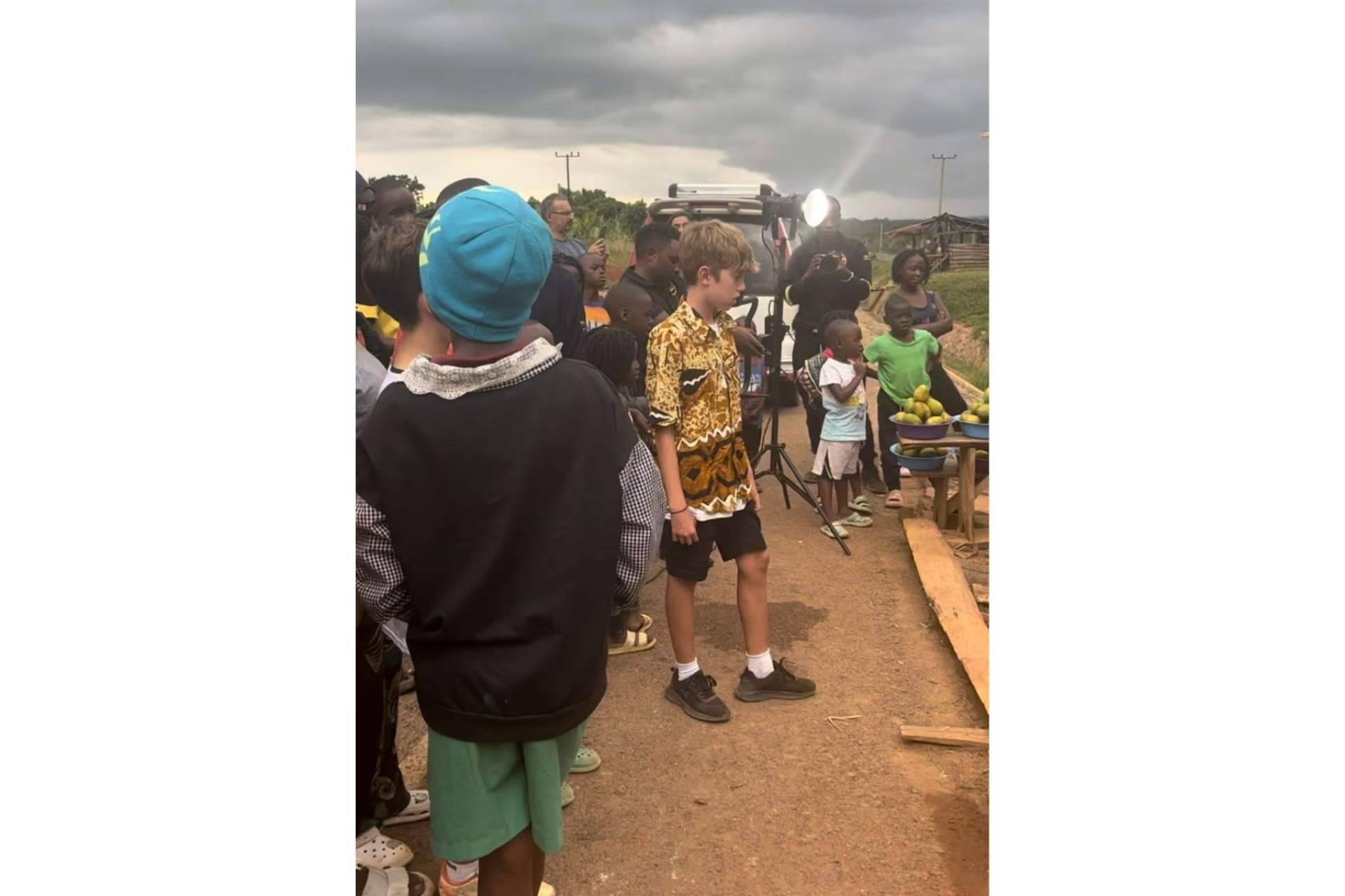 Masaka Kids Africana, los populares niños ugandeses de 'Jerusalema', y su líder Prince presentan su nuevo tema 'Live Happy' con LiL JAN