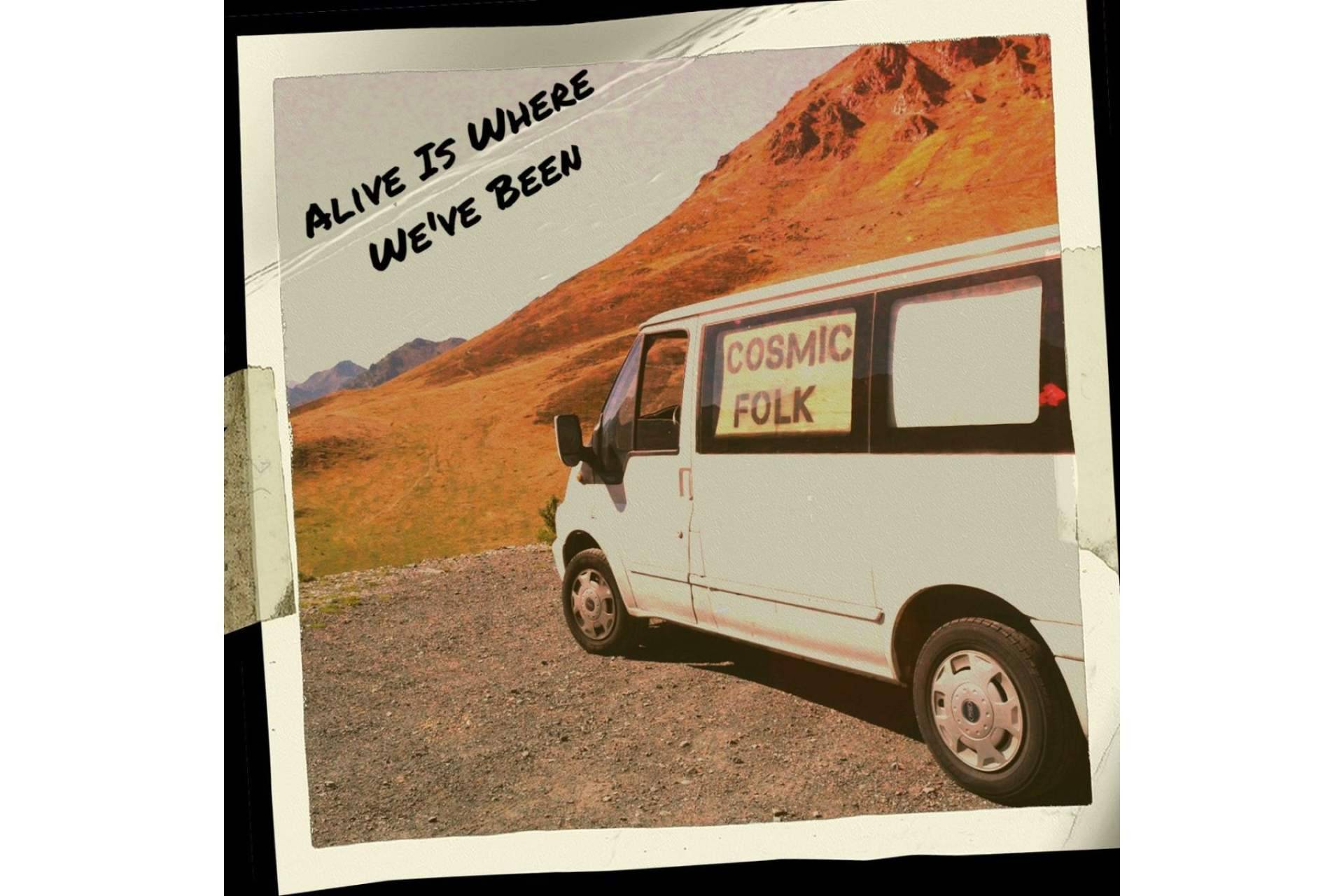 El primer single de La Chapelle, 'Alive Is Where We've Been'