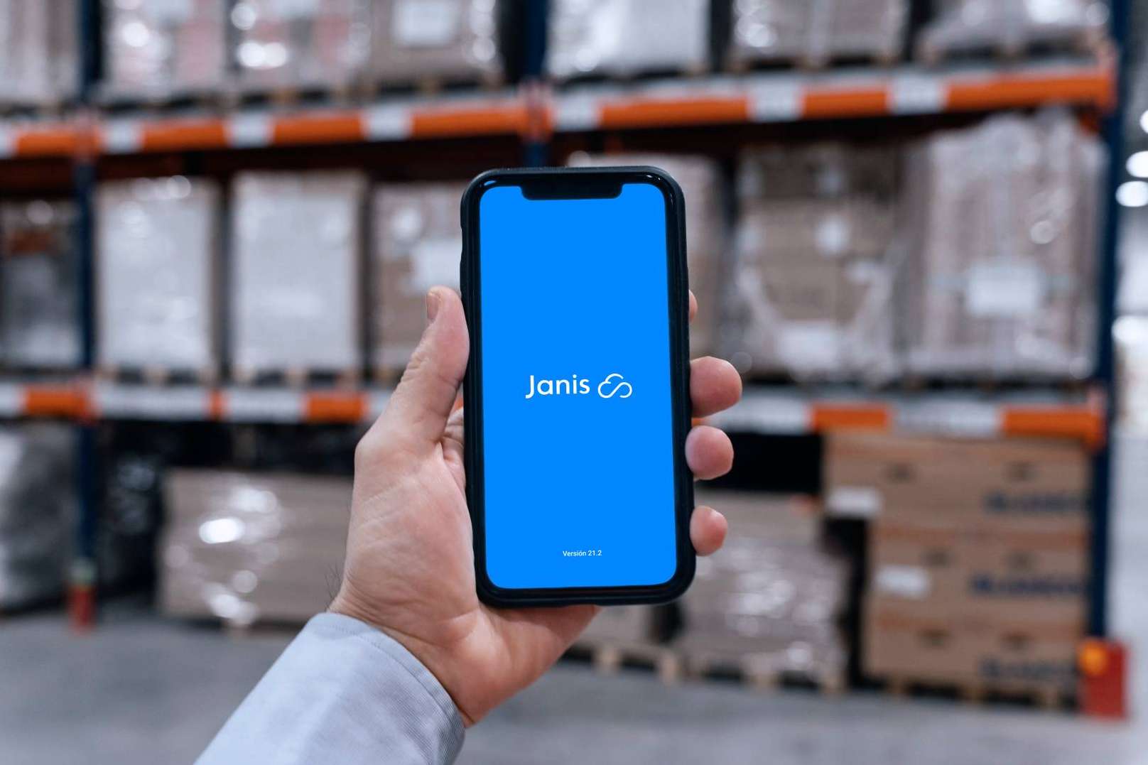 La plataforma SaaS omnicanal para la preparación, distribución y entrega de pedidos es Janis