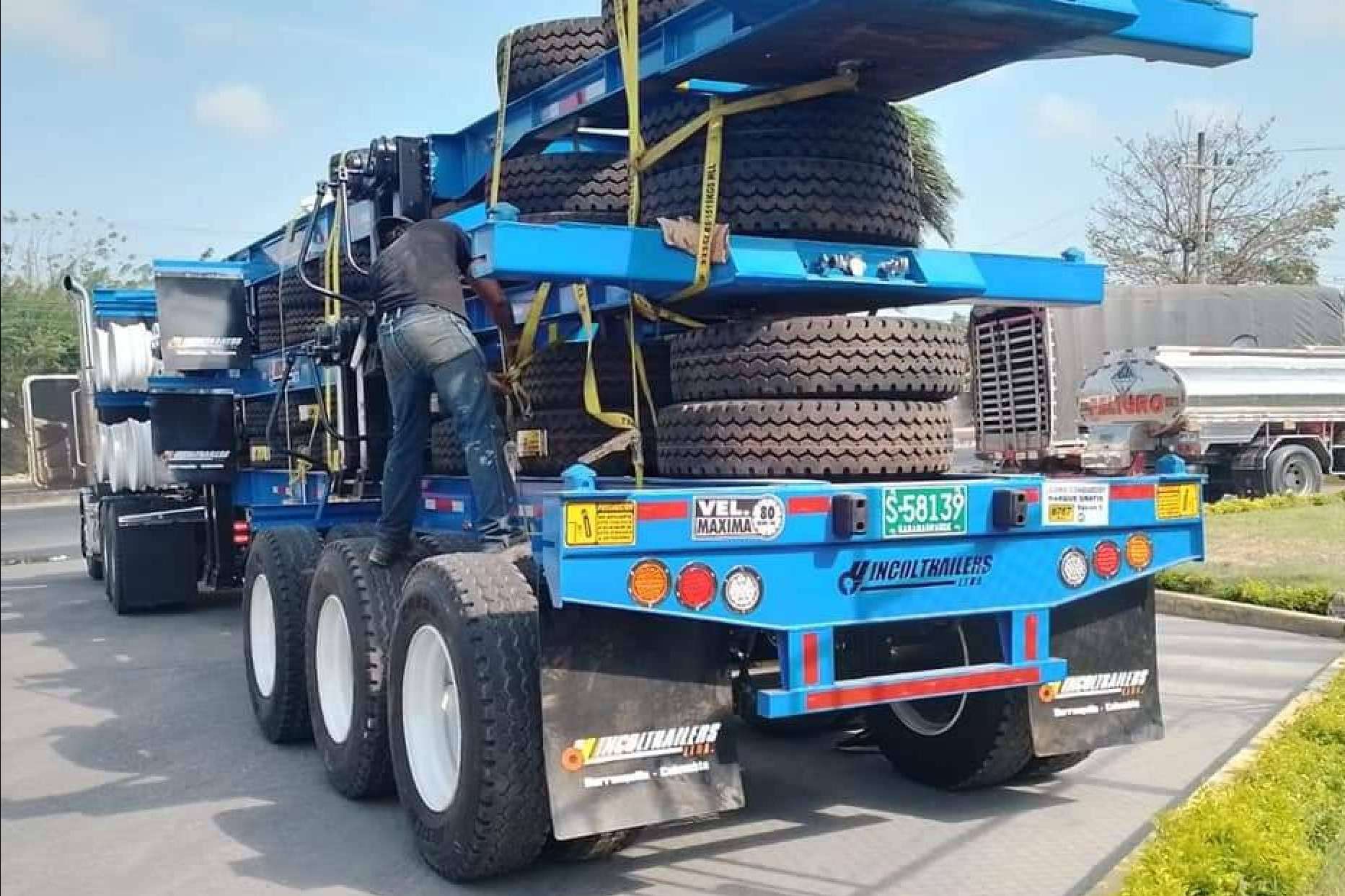 Fabricación de equipos de transporte de carga, con Incoltrailers