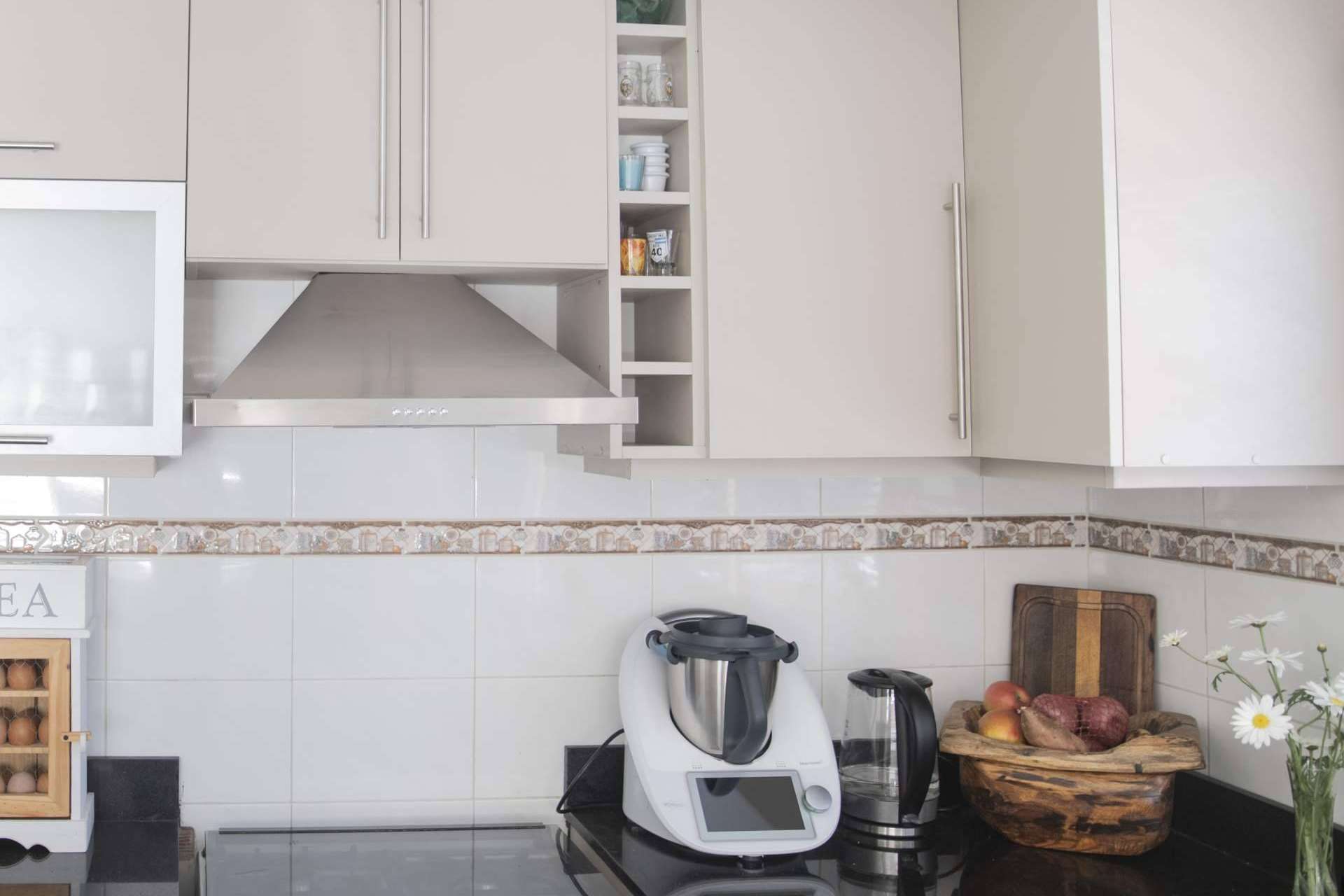 Diseñar muebles a medida para un hogar exclusivo