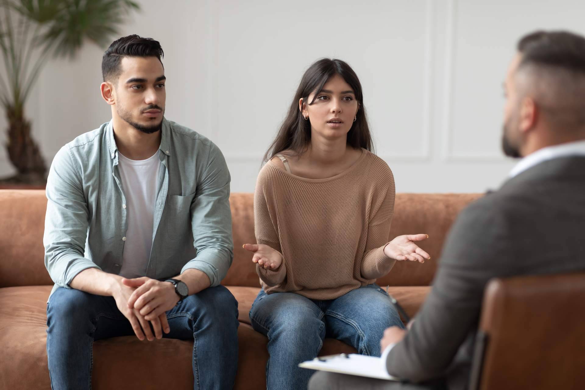 Estrategias para abordar la negativa a participar en terapia de pareja
